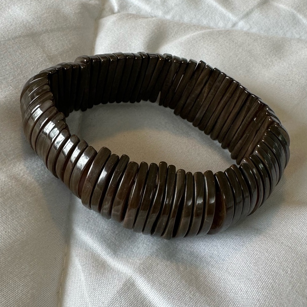 Hawaiian handmade natural shell bracelet